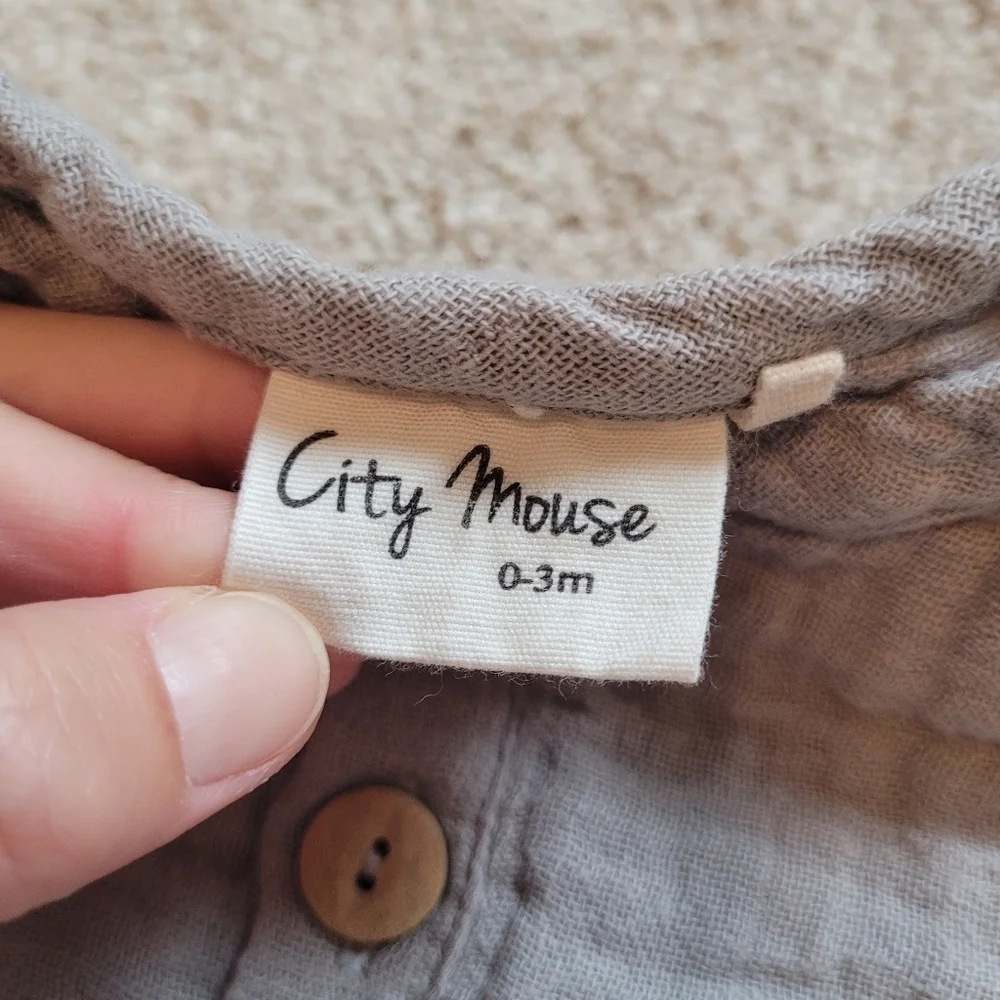City Mouse Studio Gauze Cotton Baby Romper Size 0-3 Months